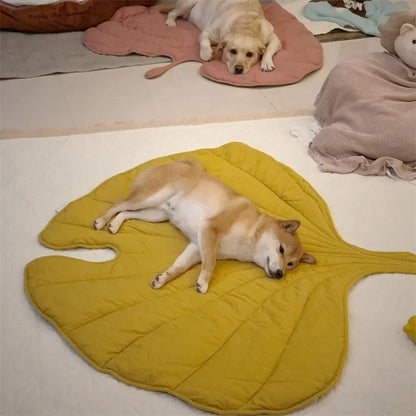 Breathable Cooling Leaf Mat for Dogs & Cats