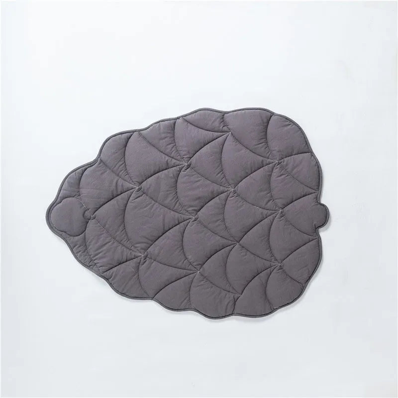 Breathable Cooling Leaf Mat for Dogs & Cats
